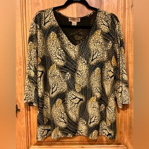 Lovely Notations Floral Top